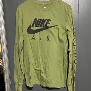 Nike long sleeve t-shirt